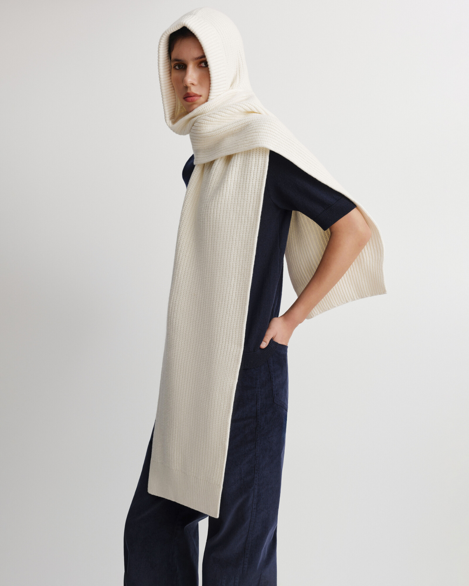 MABEL hood-scarf